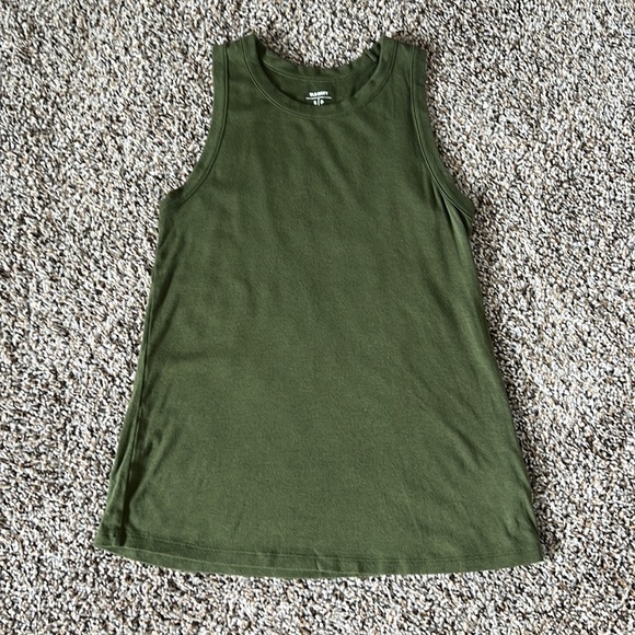Old Navy tank top - Picture 1 of 2